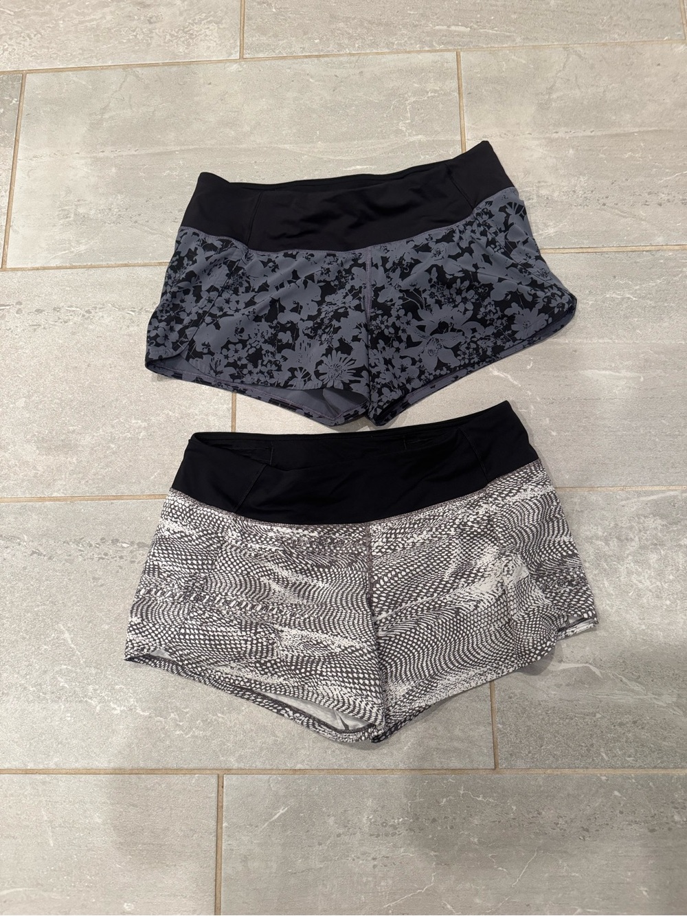 Lululemon run times shorts size 8